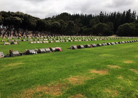 Millicent Lawn Cemetery, Cemeteries, Plaques